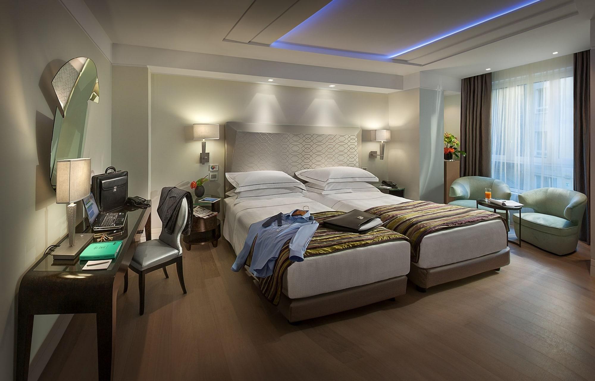 Hotel Cavour Milano Esterno foto