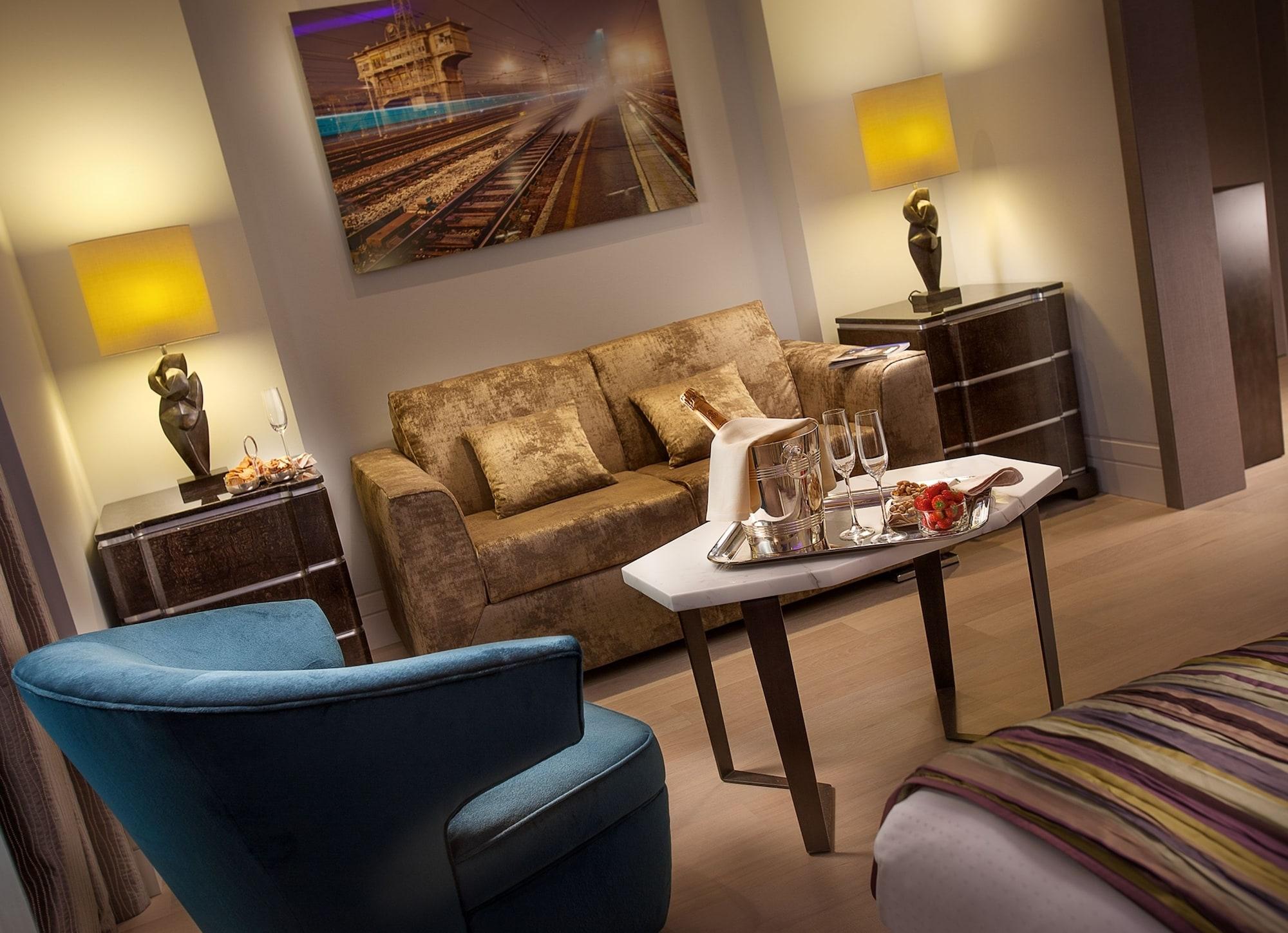 Hotel Cavour Milano Esterno foto