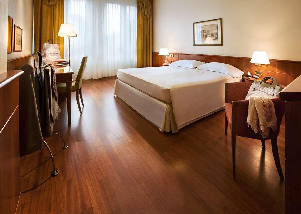 Hotel Cavour Milano Camera foto