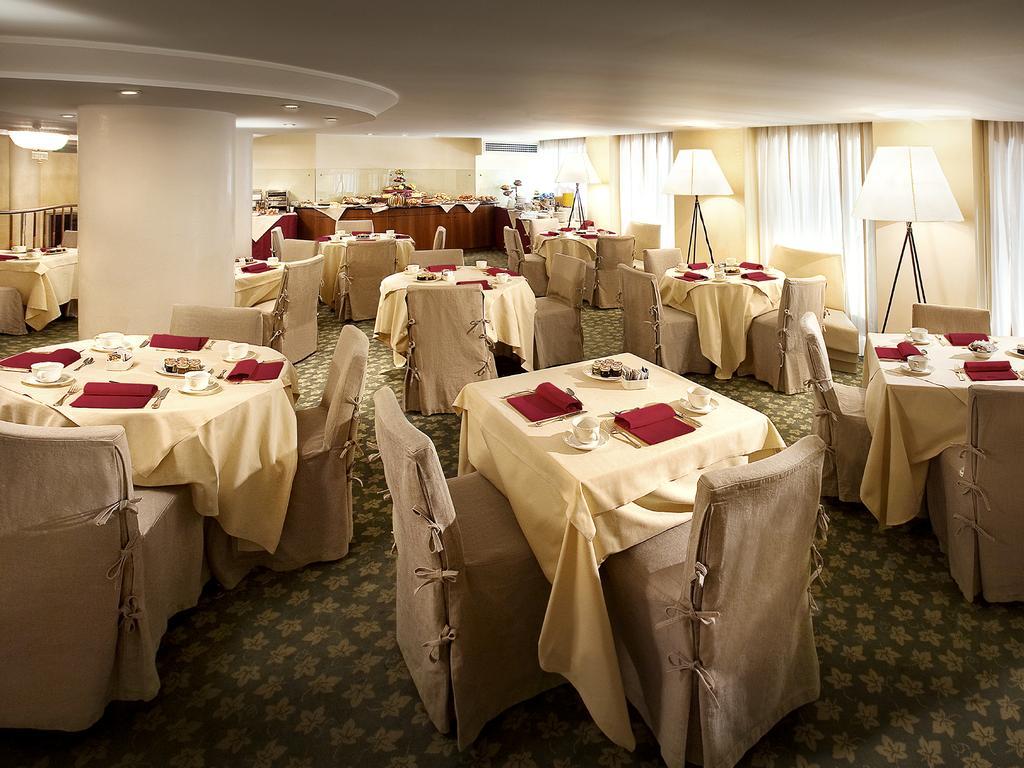 Hotel Cavour Milano Esterno foto